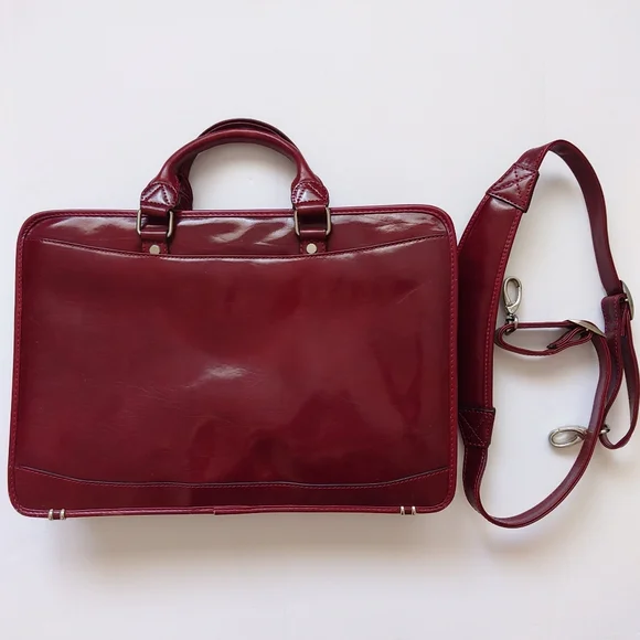 Vantaggio Italian Leather Laptop Briefcase Red RARE 16.5 x 11.5 x 5 RTL $490